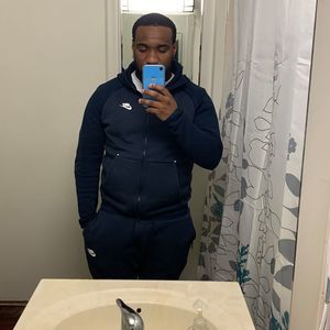 Meet your Posher, Malik